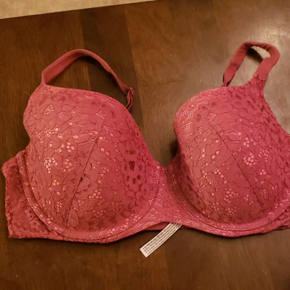 38DD Victoria's Secret Bra